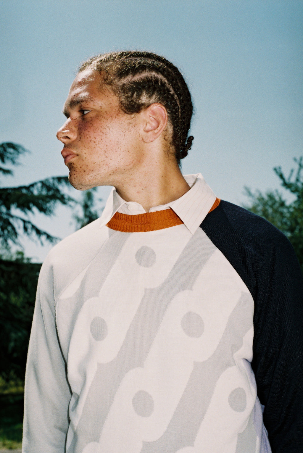 OBLIQUE – BLUE LILA